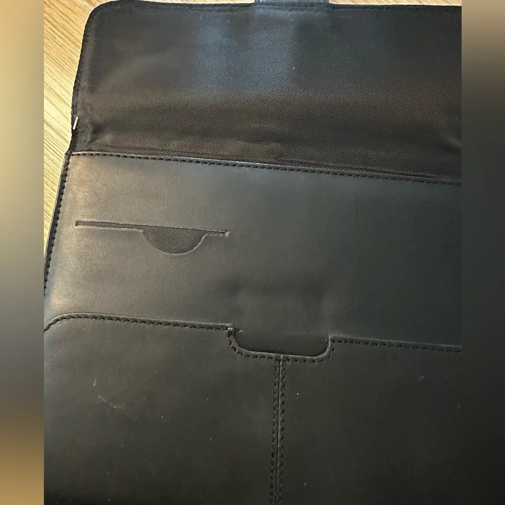 Targus Leather Slip Case for IPad